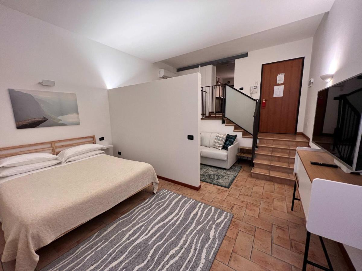Palazzo Brando - Living Apartments Тревизо Екстериор снимка