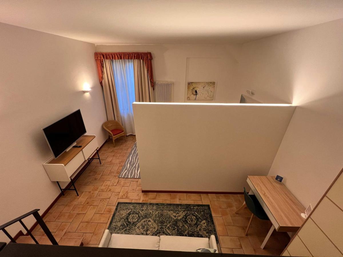Palazzo Brando - Living Apartments Тревизо Екстериор снимка