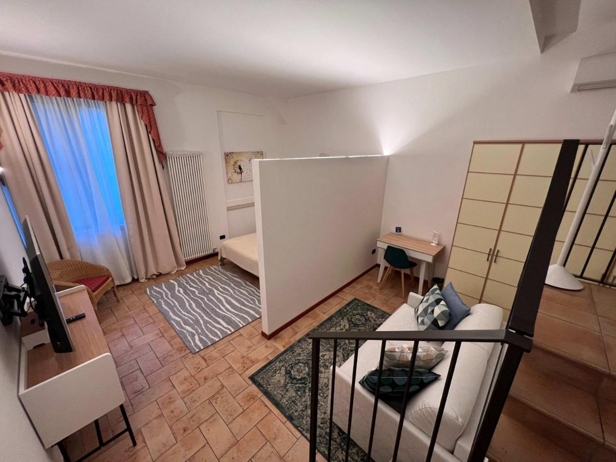 Palazzo Brando - Living Apartments Тревизо Екстериор снимка