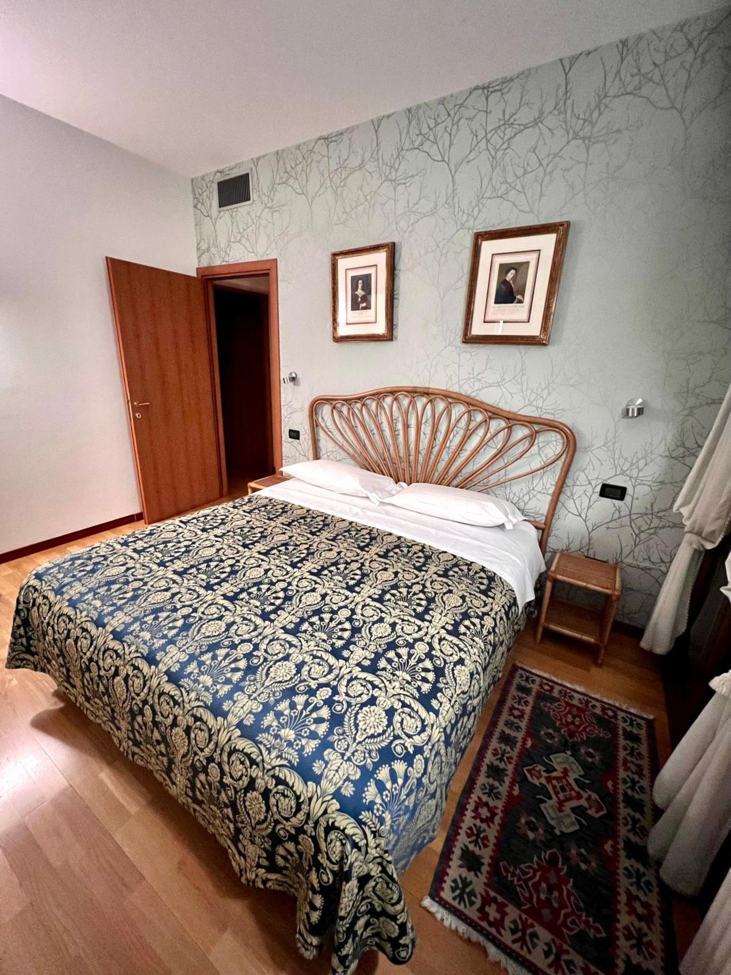 Palazzo Brando - Living Apartments Тревизо Екстериор снимка