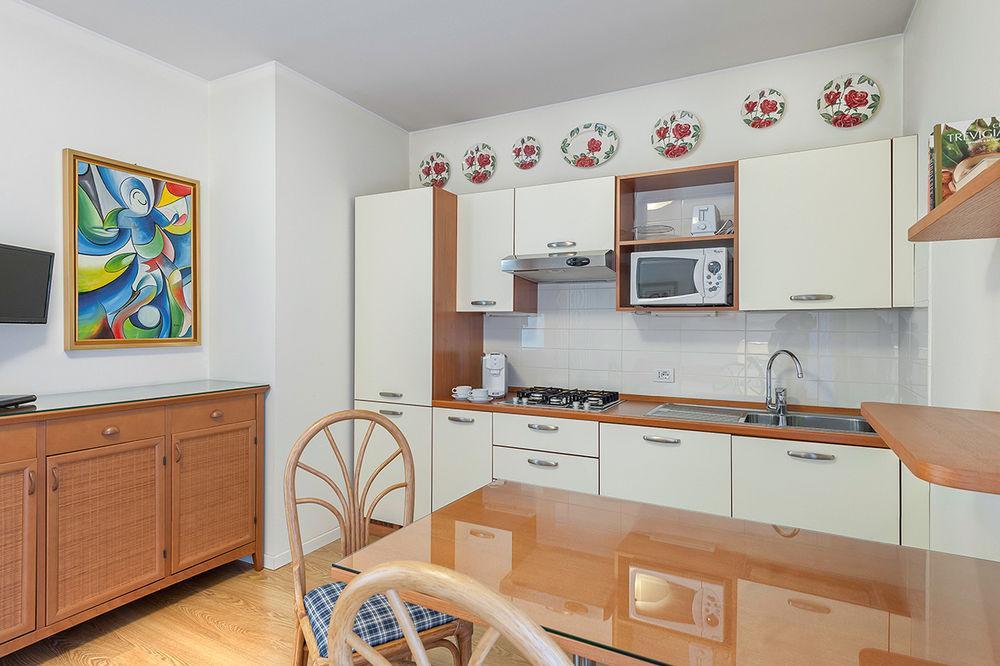 Palazzo Brando - Living Apartments Тревизо Екстериор снимка