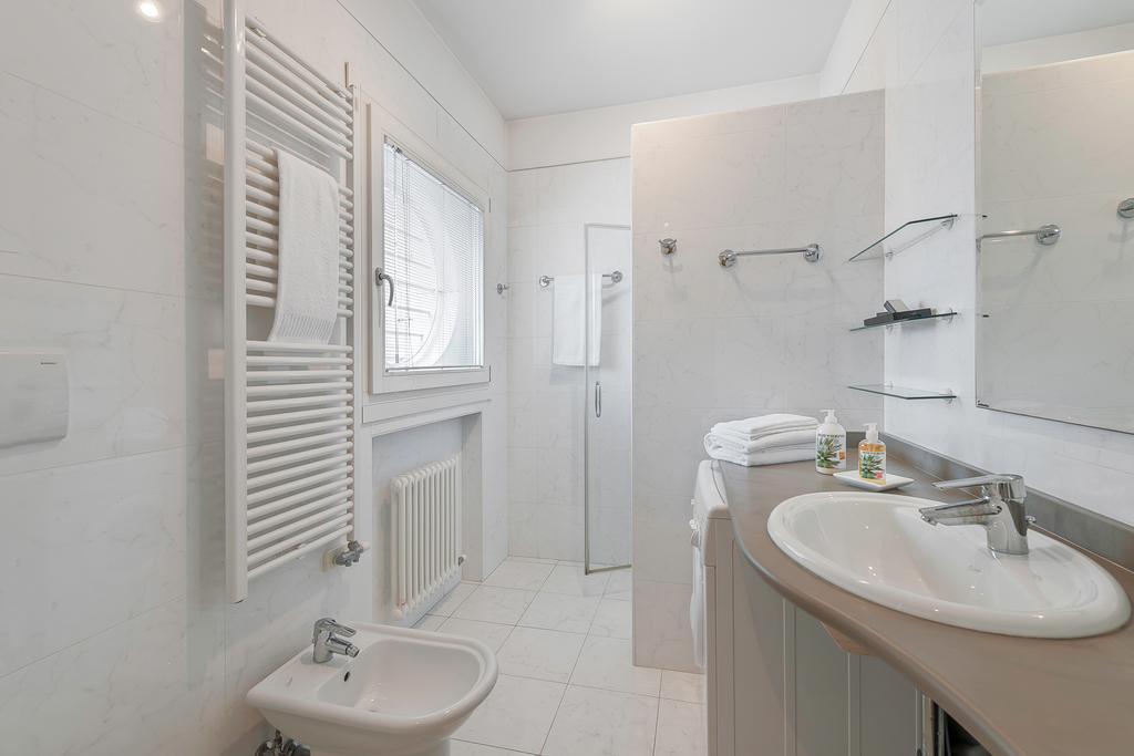 Palazzo Brando - Living Apartments Тревизо Стая снимка