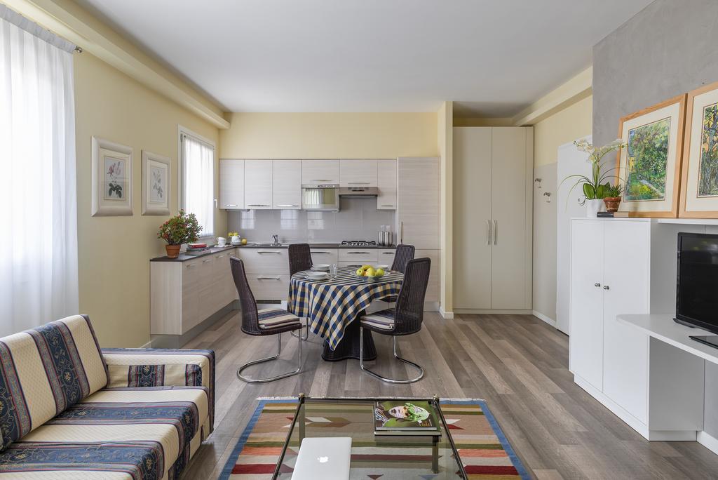 Palazzo Brando - Living Apartments Тревизо Екстериор снимка