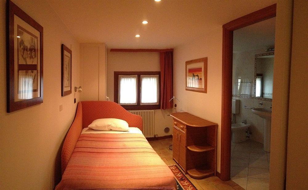 Palazzo Brando - Living Apartments Тревизо Екстериор снимка