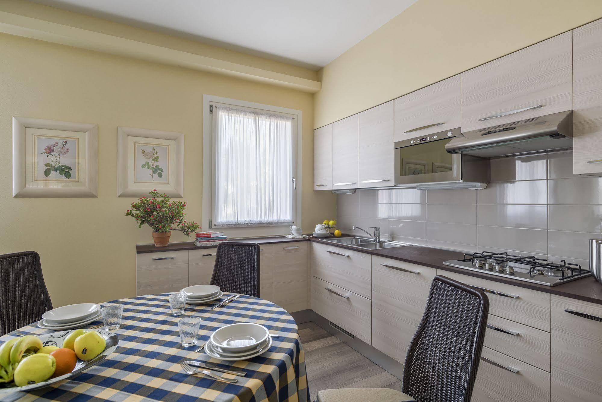 Palazzo Brando - Living Apartments Тревизо Екстериор снимка
