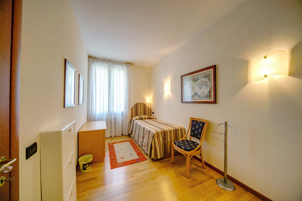 Palazzo Brando - Living Apartments Тревизо Екстериор снимка