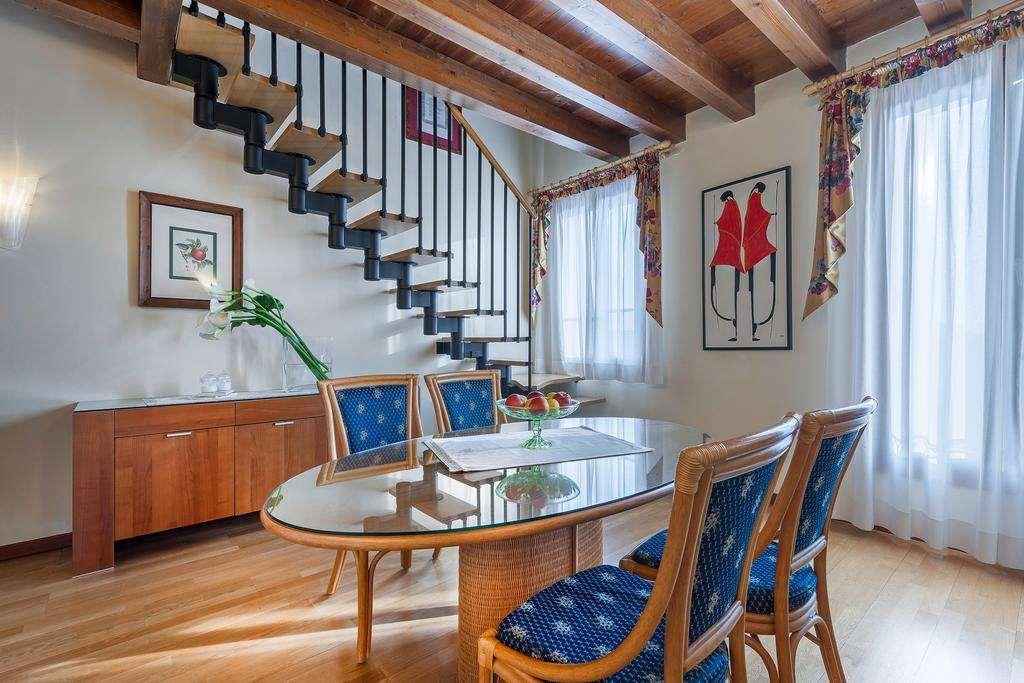 Palazzo Brando - Living Apartments Тревизо Стая снимка